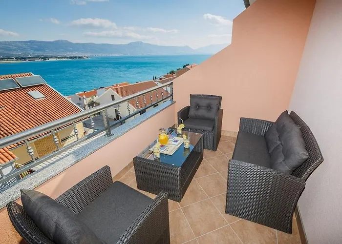 아파트 By The Sea Mastrinka, Ciovo - 22976 *